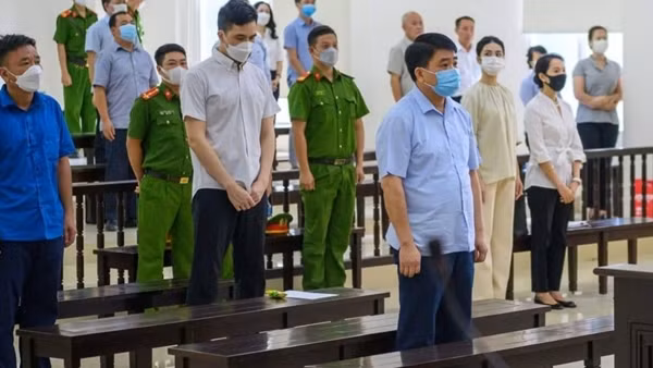 Cựu Chủ tịch TP Hà Nội Nguyễn Đức Chung được giảm 3 năm tù ảnh 6