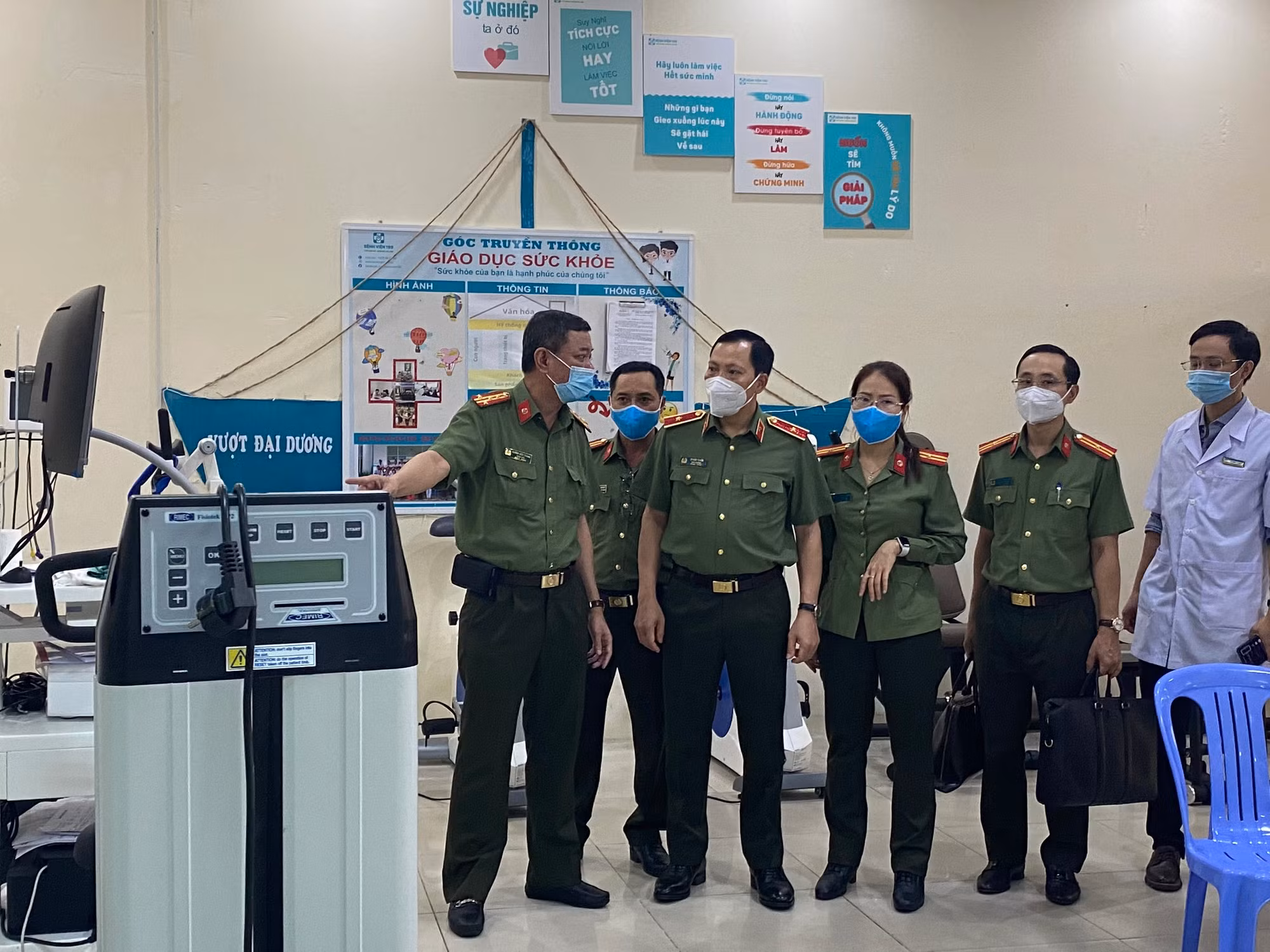  Thứ trưởng Lê Văn Tuyến kiểm tra công tác tại Bệnh viện 199 – Bộ Công an -0