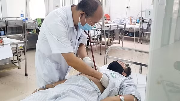 Người dân cần nâng cao ý thức để chống dịch sốt xuất huyết ảnh 7