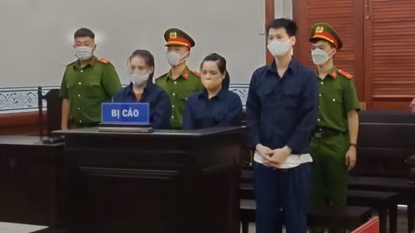 Tử hình 3 bị cáo vận chuyển trái phép 12 bánh heroin ảnh 3
