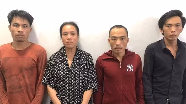 Công nhân công ty tuồn hàng tạ nhôm "gửi người quen" tiêu thụ ảnh 4