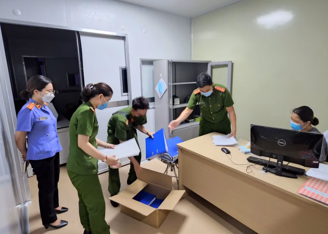 Có dấu hiệu tội phạm trong mua sắm vật tư phòng chống COVID-19 tại Đà Nẵng -0