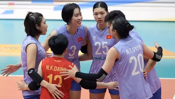 Đội tuyển bóng chuyền nữ Việt Nam ra sân chơi thế giới