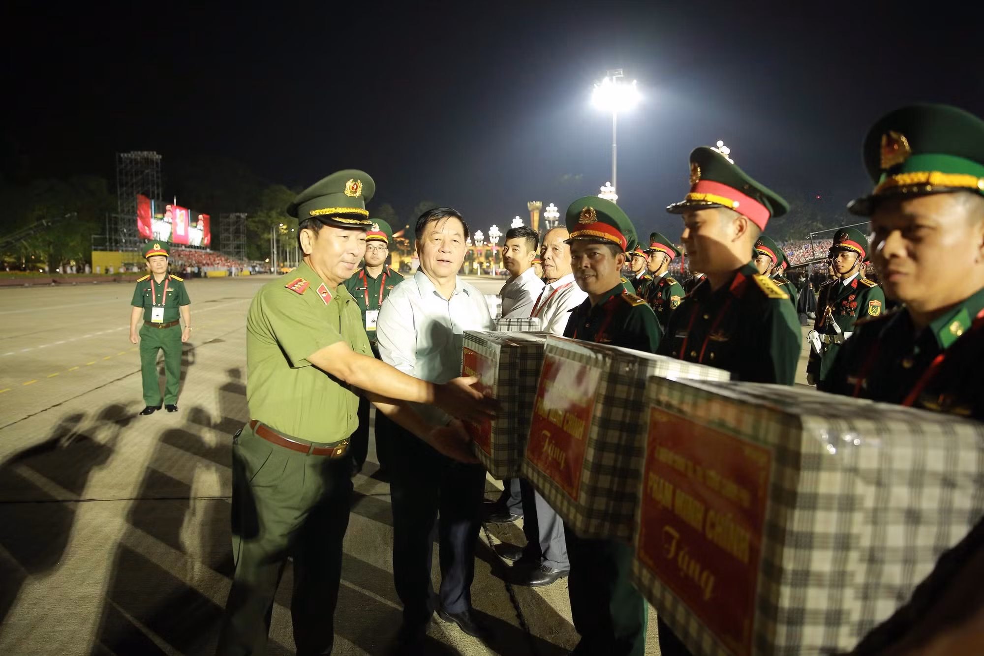 Thủ tướng Phạm Minh Chính chỉ đạo Lễ sơ duyệt, động viên các khối diễu binh, diễu hành -0