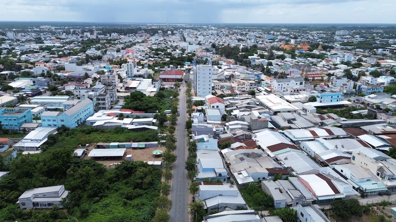 Cận cảnh tuyến đường số 1 bị thanh tra lại ở Trà Vinh (cũ) -5