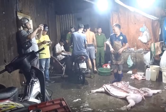 Ngăn chặn thực phẩm bẩn ngay “thủ phủ chăn nuôi” -0