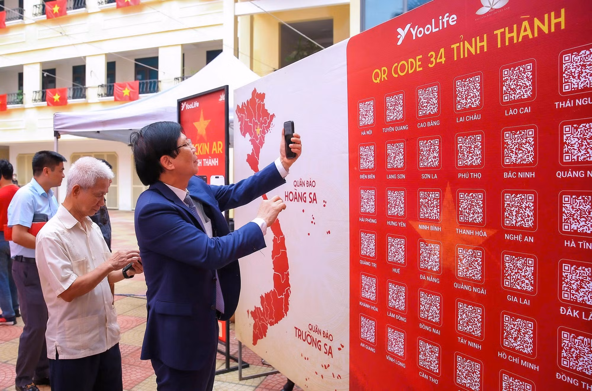 Trưng bày chuyên đề “Ký ức ngày độc lập và di sản cho người trẻ” -0