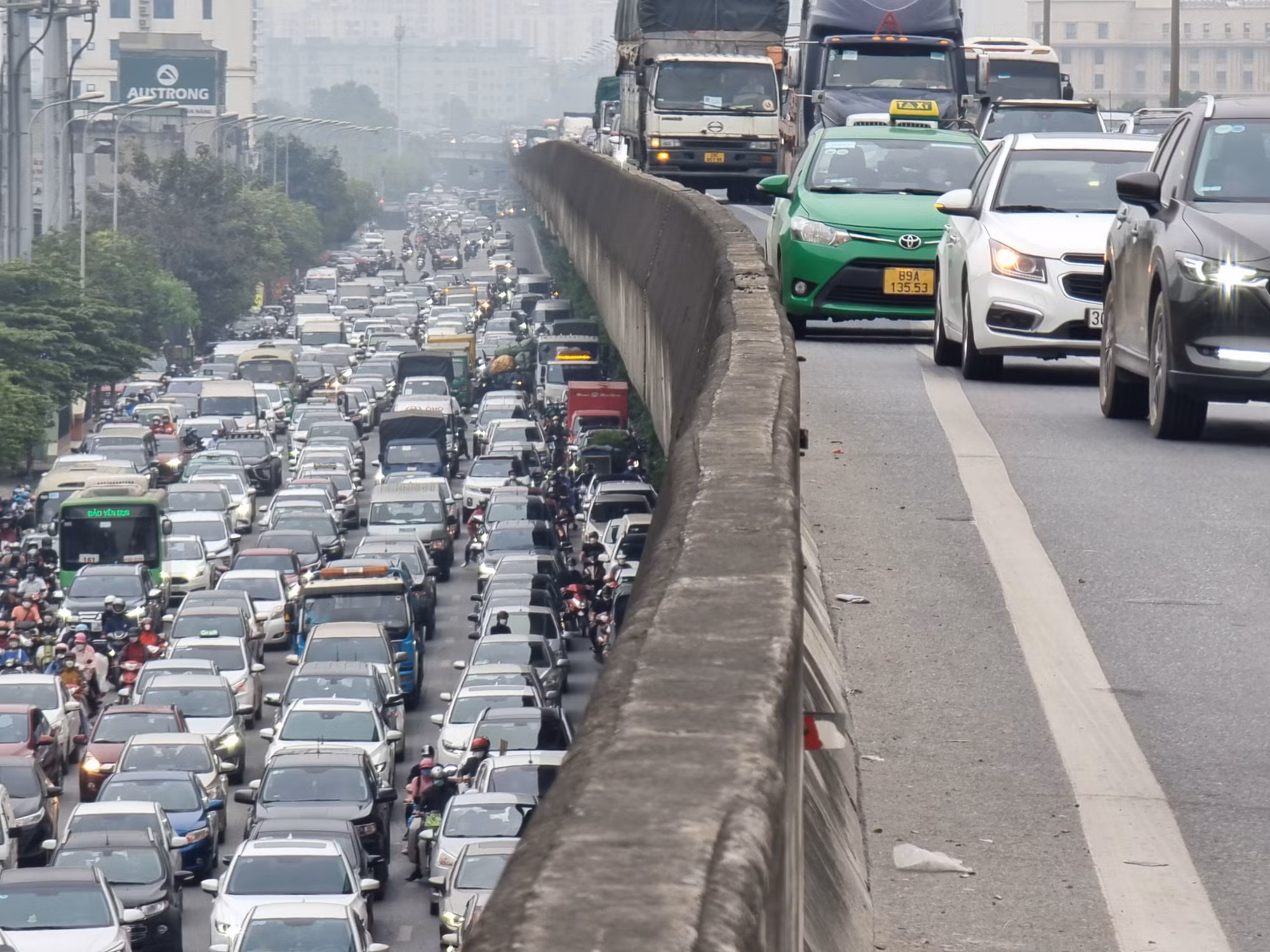 Hà Nội dự kiến rút ngắn lộ trình 5 năm và mở rộng phạm vi cấm xe gây ô nhiễm -0