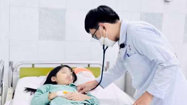 Ma túy “núp bóng”