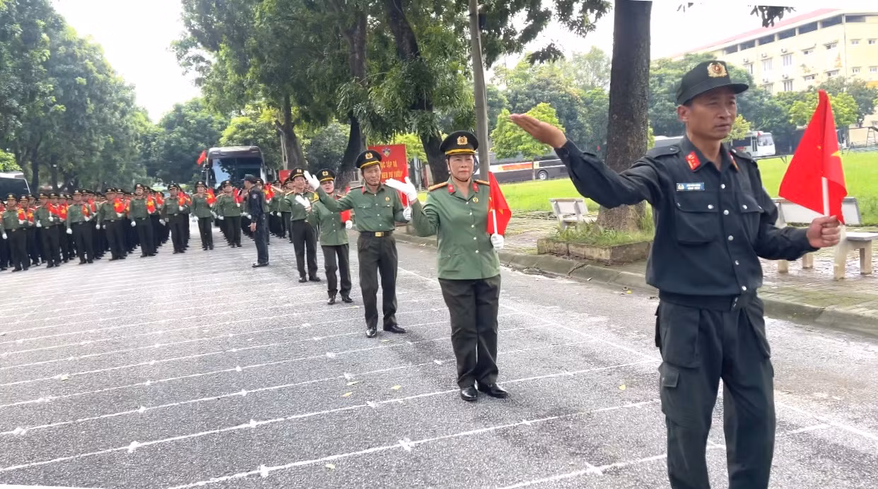 Quyết tâm tập luyện để Lễ kỷ niệm 80 năm Cách mạng tháng Tám và Quốc khánh 2/9 thêm nhiều dấu ấn -0