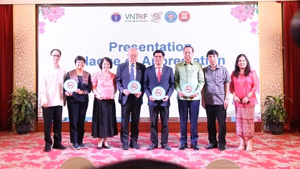 Cam kết xây dựng môi trường du lịch khu vực ASEAN không khói thuốc lá