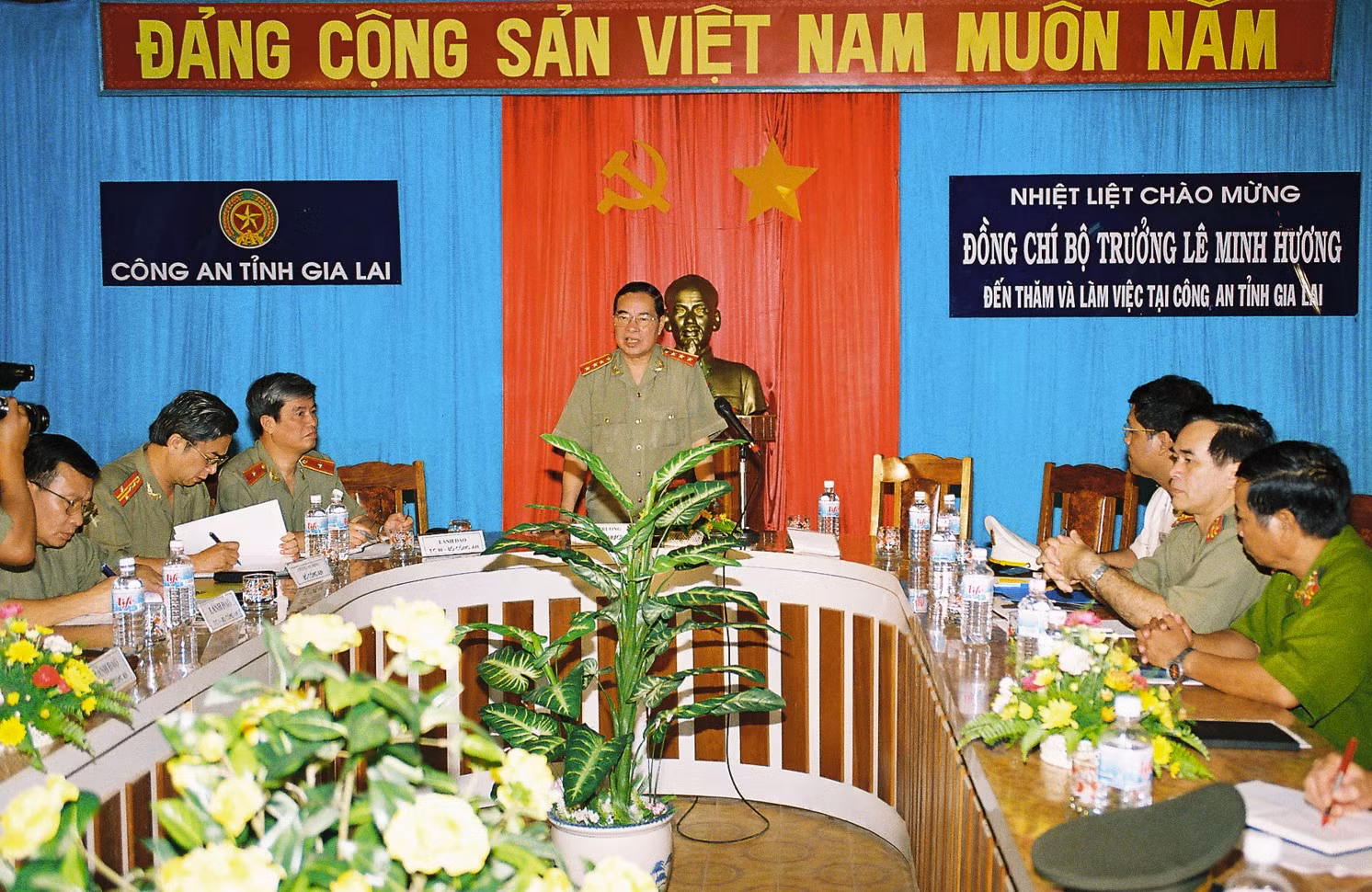 Chút kỷ niệm về Bộ trưởng Lê Minh Hương -0