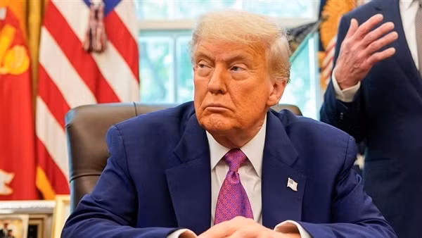 Tổng thống Trump: Mỹ có thể trừng phạt cả Nga và Ukraine!