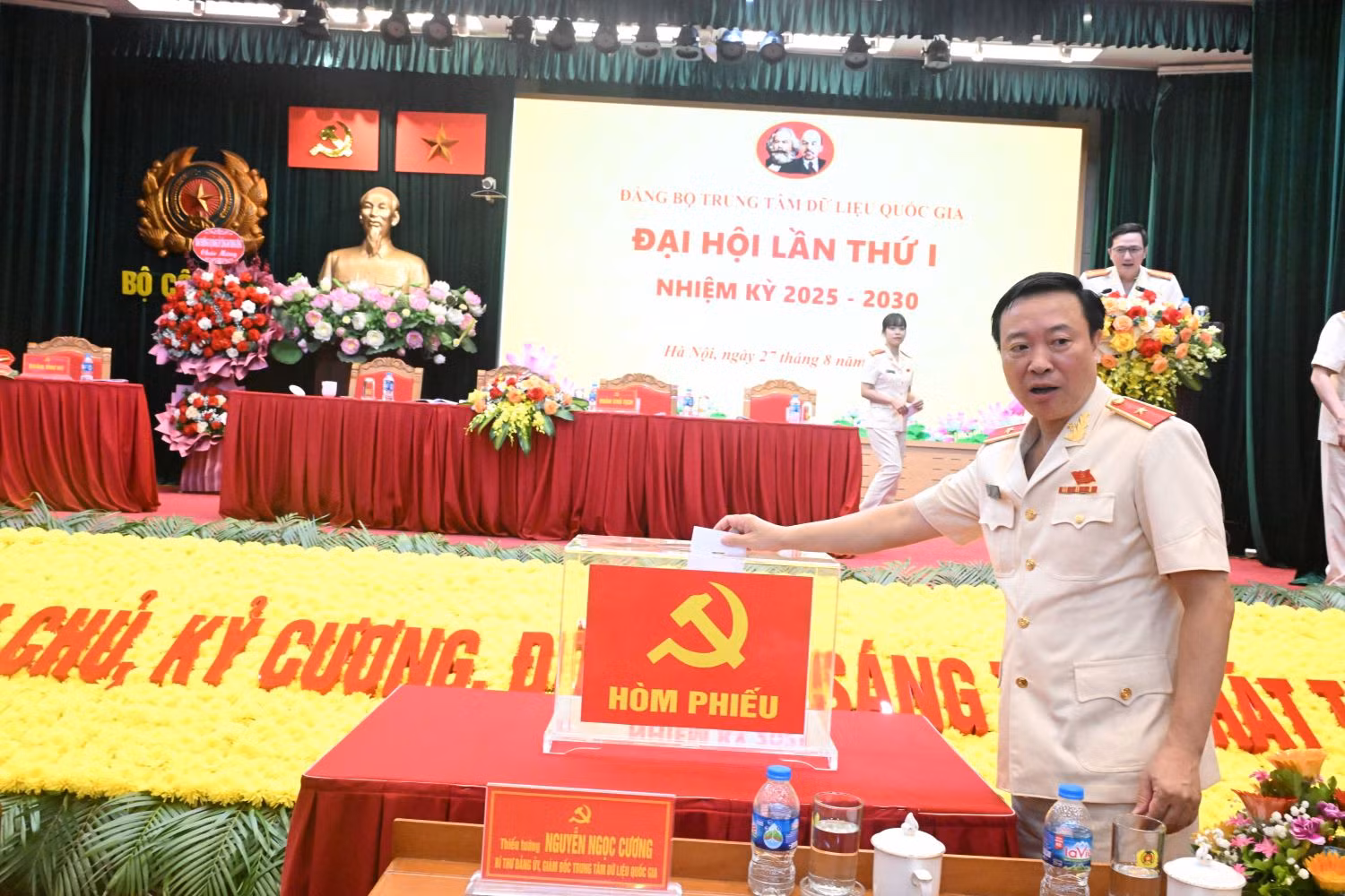 Trung tâm Dữ liệu quốc gia quyết liệt, thực hiện có hiệu quả các nhiệm vụ công tác -1