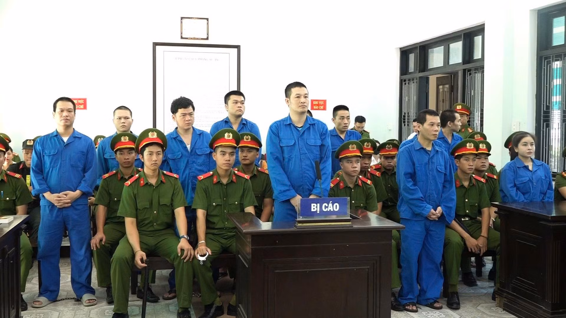 Tuyên 4 án tử hình trong đường dây ma túy do 9X cầm đầu -0