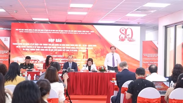 Tổng hợp luyện lực lượng vũ trang lần thứ hai từ 20h00 ngày 24/8