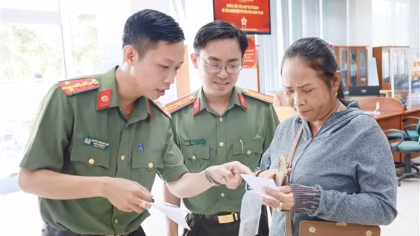 Dấu ấn chuyển đổi số từ Công an tỉnh cực Nam Tổ quốc