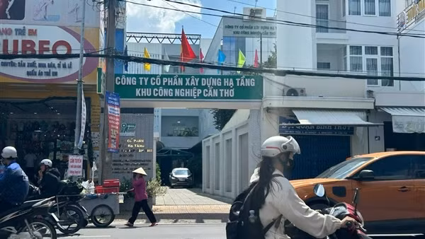 Cựu lãnh đạo Công ty CP hạ tầng khu công nghiệp Cần Thơ đưa hối lộ để được dự án
