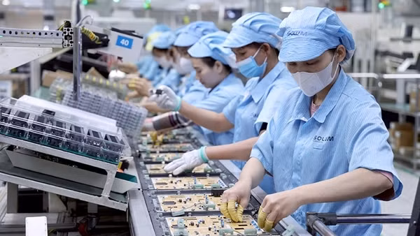 Việt Nam nỗ lực vào cuộc đua&nbsp;bán dẫn chiến lược toàn cầu