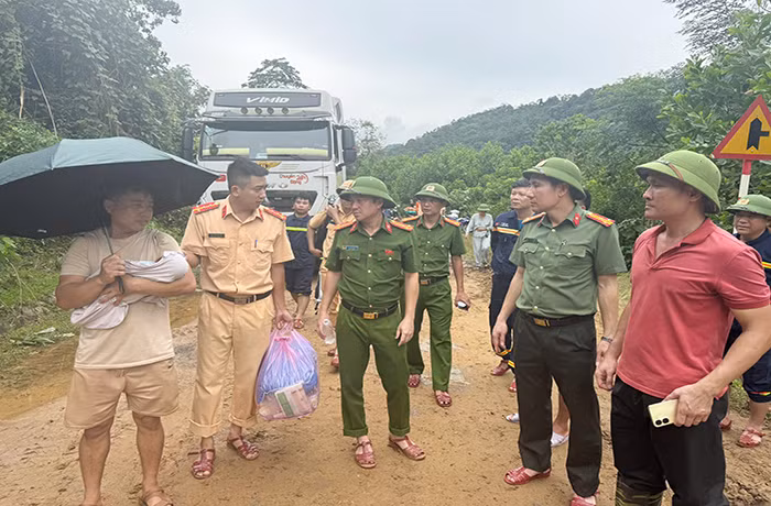 Cương quyết không để người dân 2 xã Yên Nhân, Bát Mọt đói và khát -1