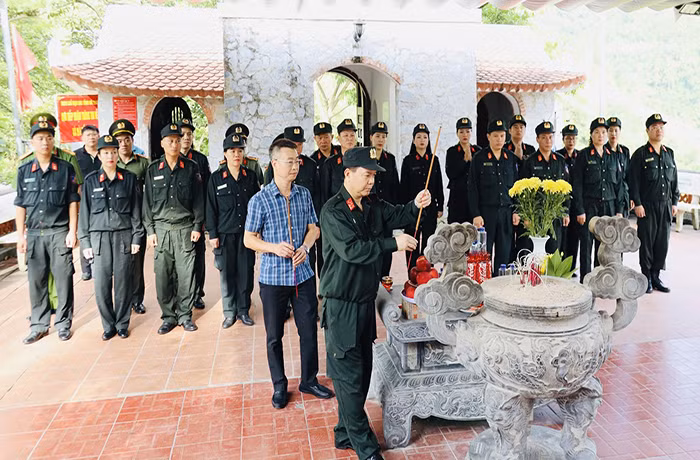 Nậm Ngặt mây trắng -0