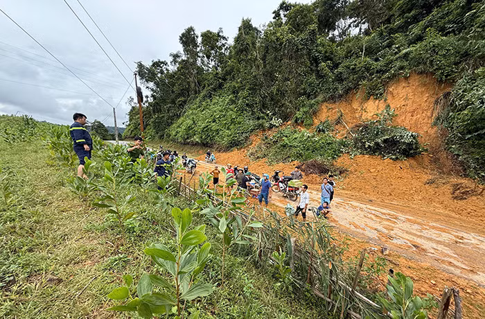 Cương quyết không để người dân 2 xã Yên Nhân, Bát Mọt đói và khát -0