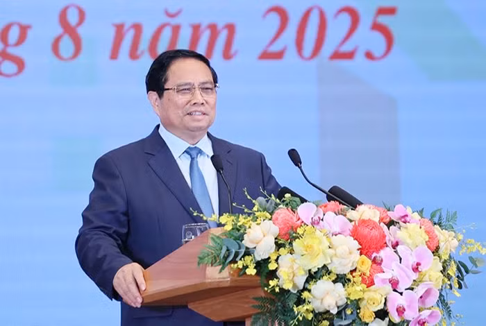 Petrovietnam đóng góp hơn 300 tỷ đồng, hỗ trợ xây mới và sửa chữa nhà ở cho người dân tại 19 tỉnh/thành phố -0