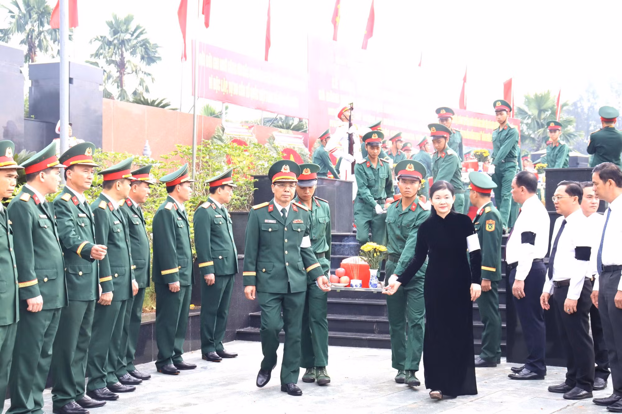 Đồng Nai trang trọng an táng 30 hài cốt liệt sĩ -0