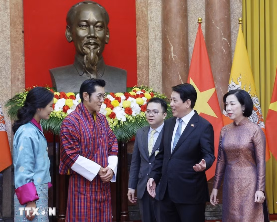 Quốc vương Bhutan và Hoàng hậu kết thúc chuyến thăm cấp Nhà nước tới Việt Nam -0