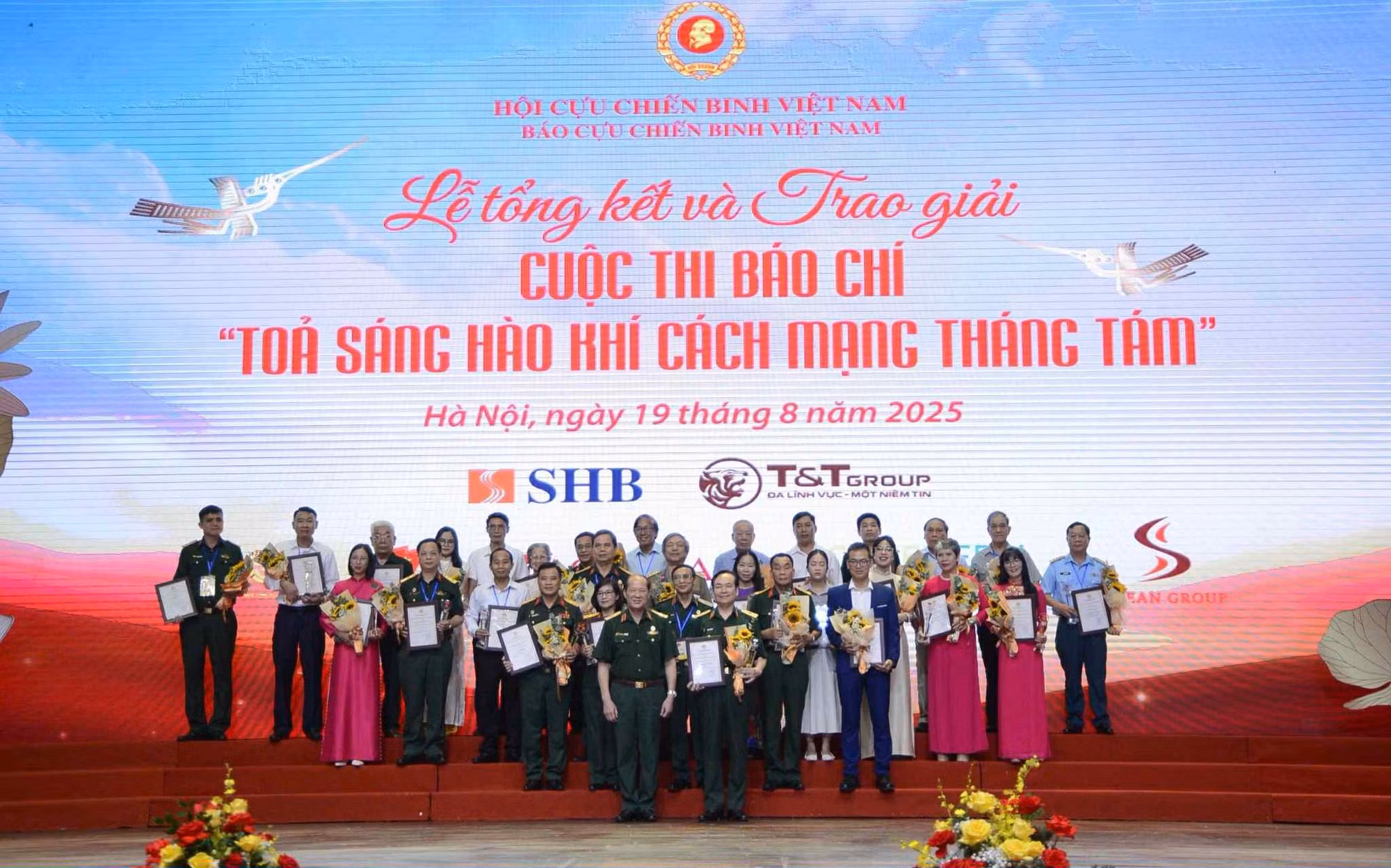 Lưu giữ, trao truyền giá trị danh hiệu Bộ đội Cụ Hồ -0