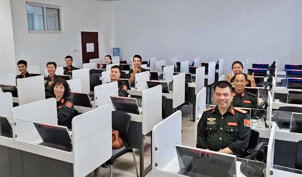 Sĩ quan công an Việt Nam xuất sắc vượt qua kỳ thi sát hạch năng lực gìn giữ hoà bình LHQ tại Trung Quốc -0