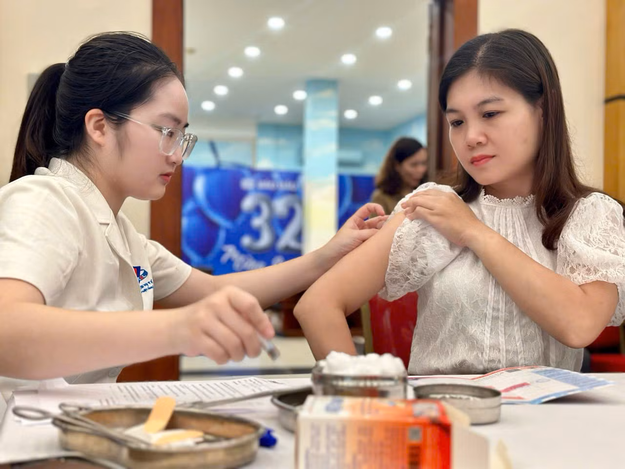 Gia tăng cúm mùa, nguy cơ nhập viện ở nhiều bệnh nhân nặng -0