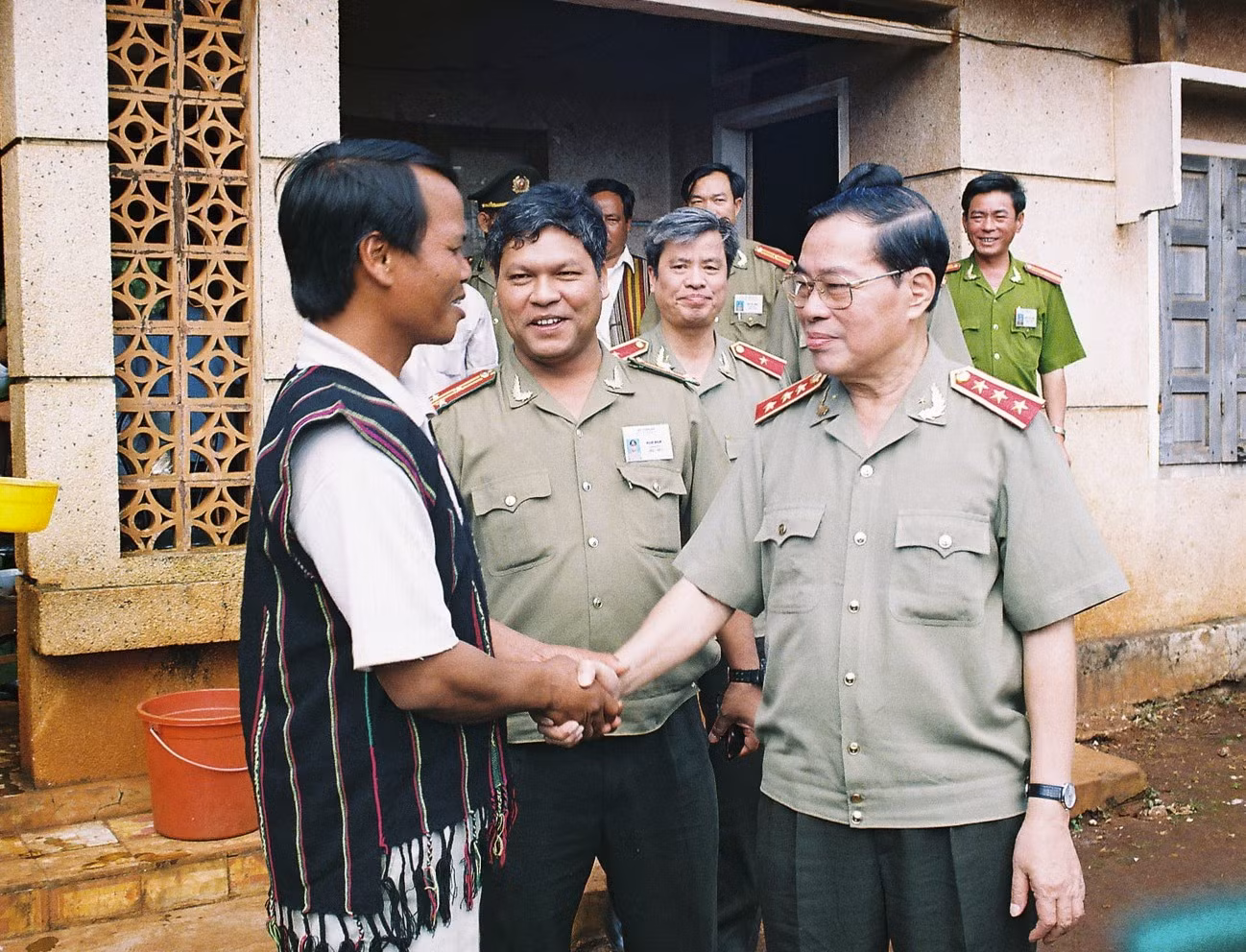 Chút kỷ niệm về Bộ trưởng Lê Minh Hương -0