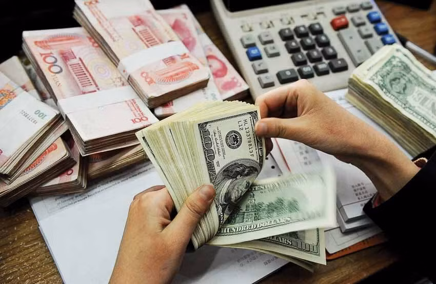 R5, Nhân dân tệ và USD -0