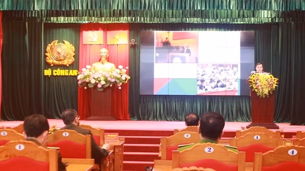 Bộ Công an - Bộ Giáo dục và Đào tạo tăng cường phối hợp thực hiện Đề án 06 ảnh 3