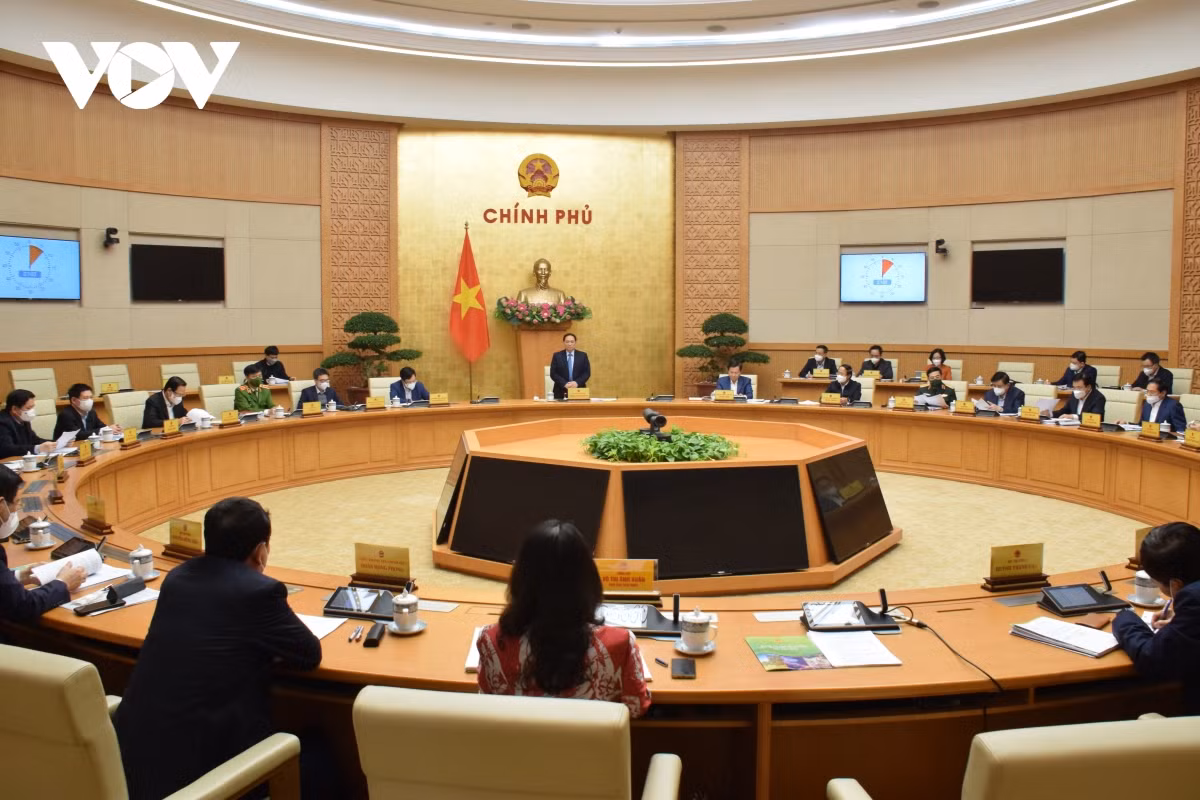 Thủ tướng: Xuất hiện những khó khăn mới, cần dự báo sát tình hình -0
