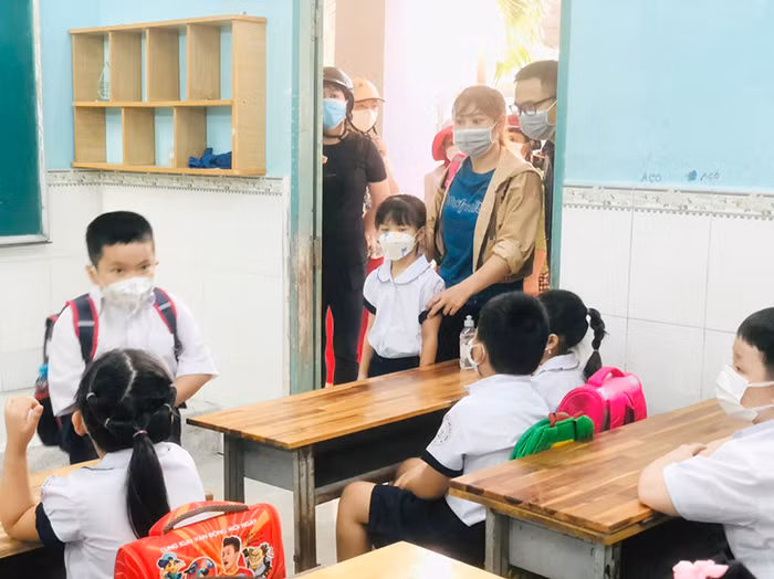 Học sinh F0 gia tăng: Nhà trường và phụ huynh đều phải “gồng mình” -0