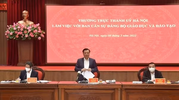 Lên ý tưởng thuê “thần đèn” di dời ngôi biệt thự Pháp ảnh 3