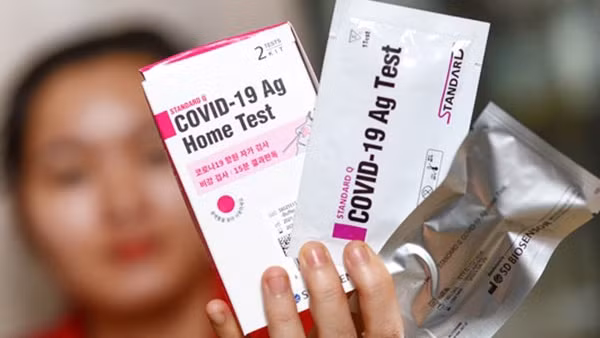 Bắt giữ nhiều vụ vận chuyển kit test COVID-19 lậu ảnh 7