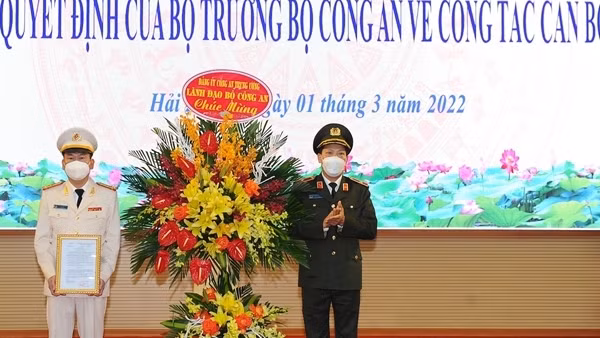 Công bố quyết định bổ nhiệm Giám đốc Công an tỉnh Hải Dương