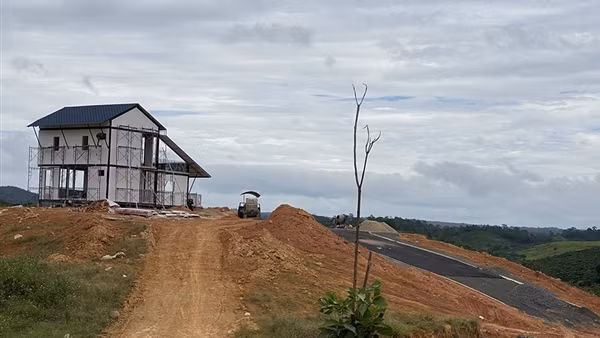 Nhiều sai phạm từ hoạt động hiến đất làm đường