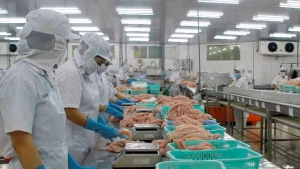 Sức tàn phá của “một trạm xăng” ảnh 4