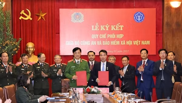 Bộ Công an phối hợp triển khai thí điểm sử dụng CCCD trong khám chữa bệnh bảo hiểm y tế