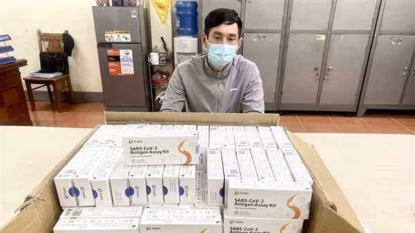 Xử phạt 7 cơ sở vi phạm mua bán kit test COVID-19 ở Nghệ An ảnh 3