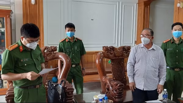 Cấp đất tùy tiện, nguyên Chủ tịch UBND huyện bị khởi tố