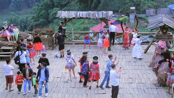Thanh Hóa hiện thực hóa mục tiêu đón trên 10 triệu lượt khách ảnh 3