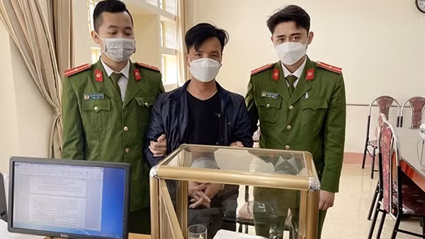 Hai chú cháu vận chuyển 12 bánh heroin ảnh 3