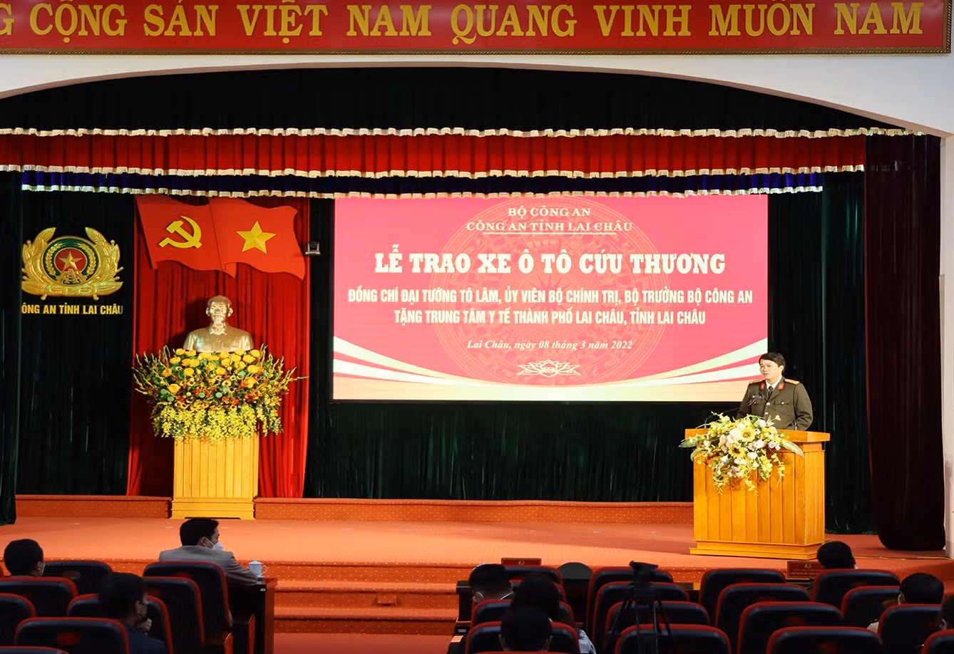 toàn cảnh buổi lễ.jpg -0
