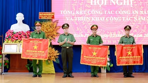 Lá cờ đầu trong phong trào thi đua “Vì an ninh Tổ quốc”