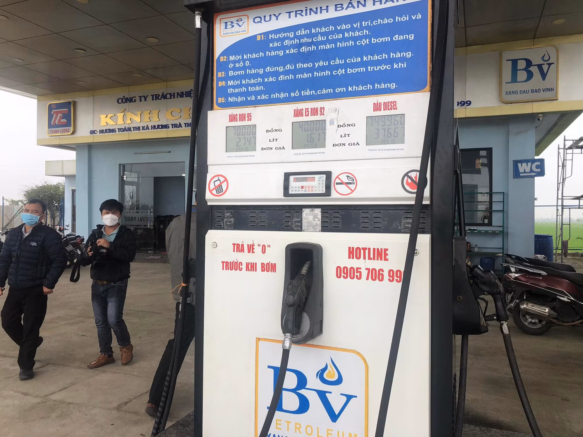 Làm rõ cửa hàng xăng dầu ở Huế bán xăng RON 95 kém chất lượng -0